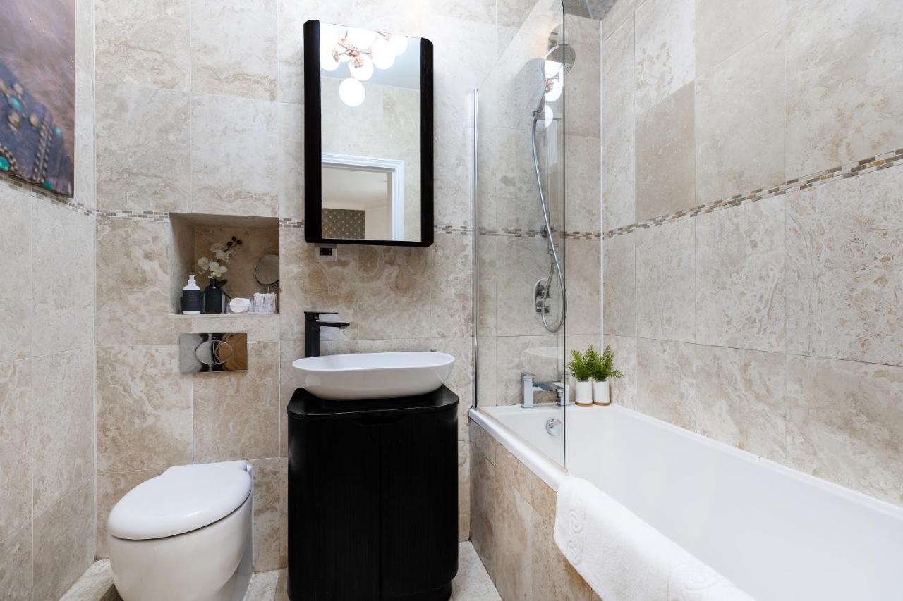 לונדון 1St Class Covent Garden Residences For 1St Class Guests מראה חיצוני תמונה